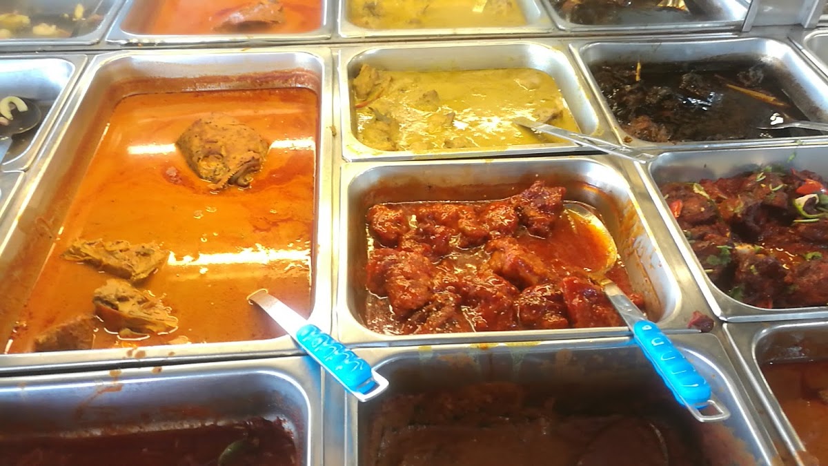 Photo of Kolombong Fish Head Curry & Cafe - Kota Kinabalu, Sabah, Malaysia