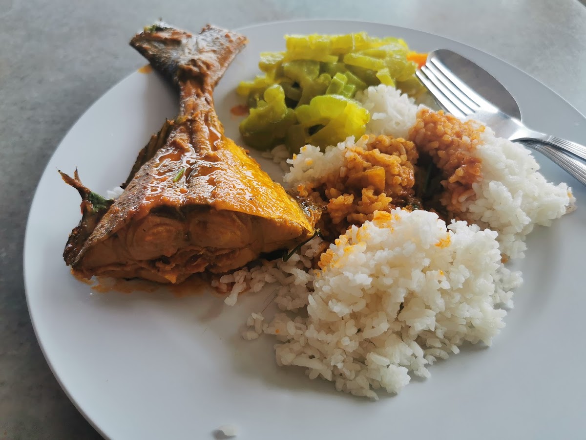 Photo of Kolombong Fish Head Curry & Cafe - Kota Kinabalu, Sabah, Malaysia